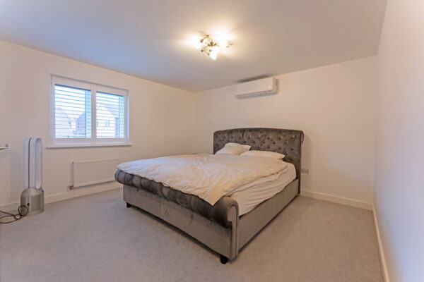 Coningsbury Lane, Shortstown, Bedford, MK42 0PW