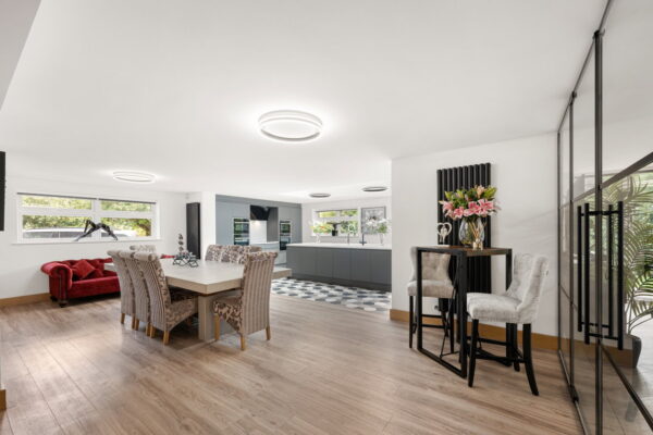 Bridle Road, Burton Joyce, Nottingham, NG14 5FT