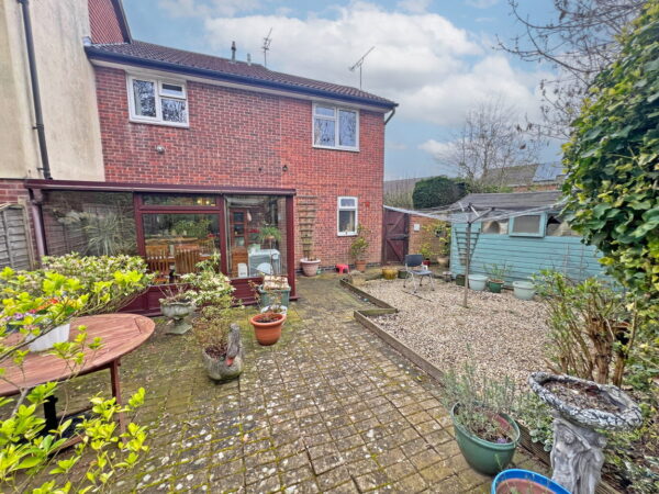 Manor Drive, Leicester, Leicestershire, LE4 1BL