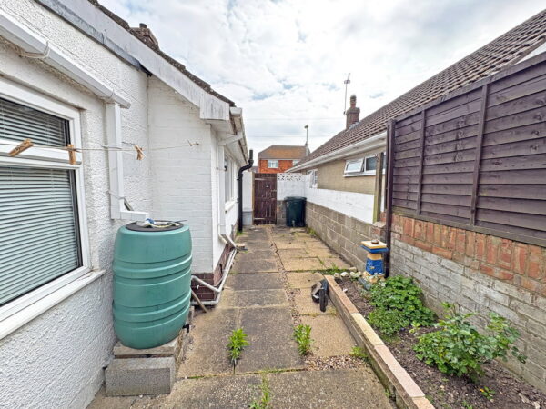 Queens Road, Skegness, Lincolnshire, PE25 2EU