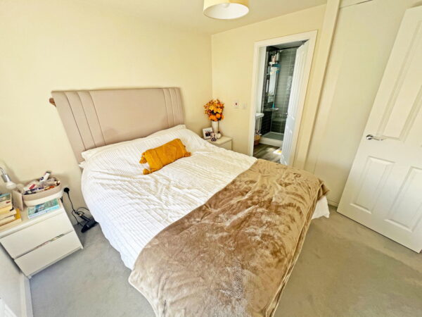 Hugglescote, Coalville, Leicestershire, LE67 2EZ