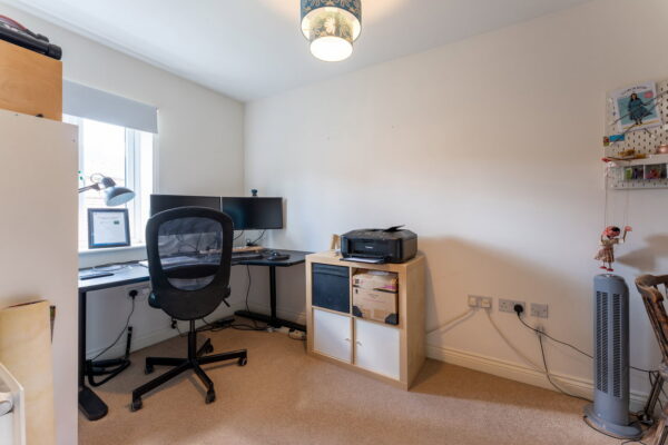Burr Close, Kempston, Bedford, MK42 7FF