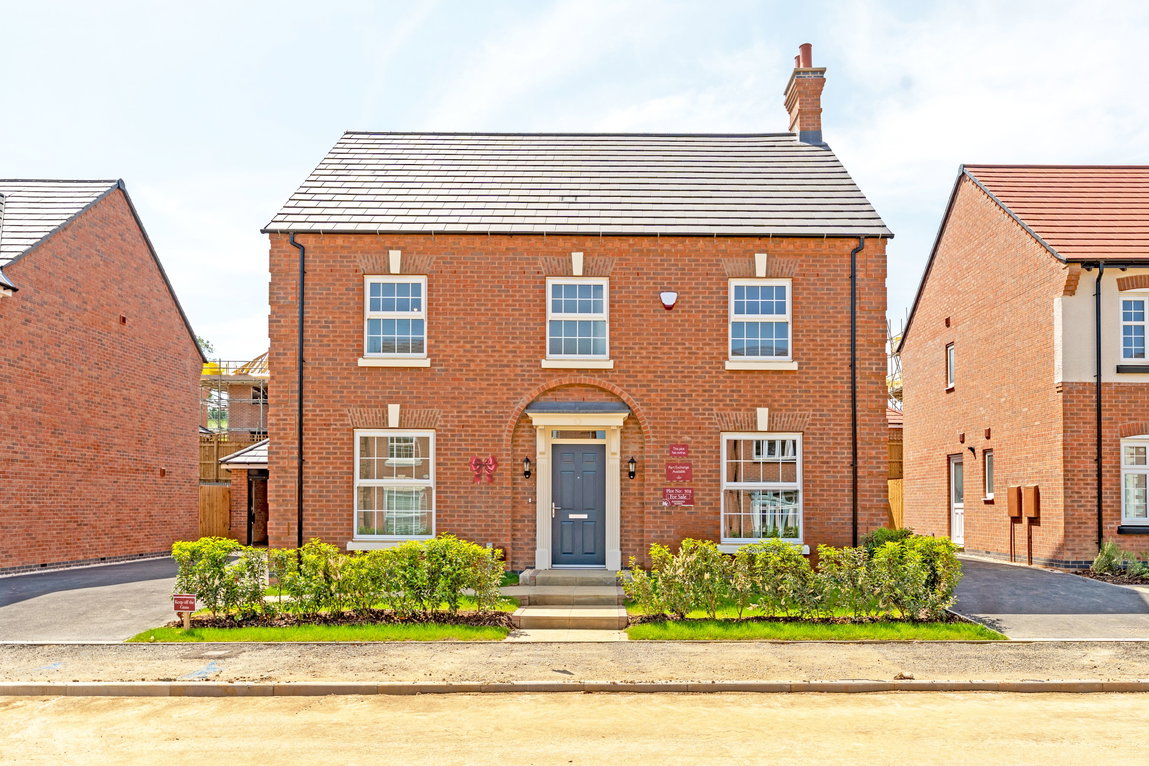 Leicester Road, Market Harborough, LE16 7bn