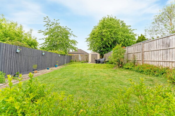 Hood Walk, Kettering, Northamptonshire, NN15 6PZ