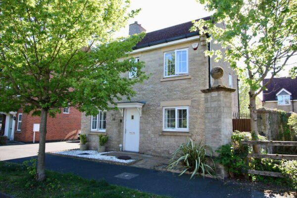 Aitchison Avenue, Hucknall, Nottingham, NG15 6LP