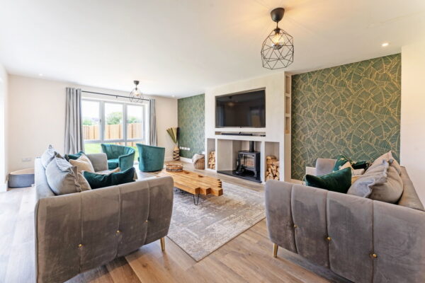 Lake Drive, Weldon, Corby, Northamptonshire, NN17 3FE