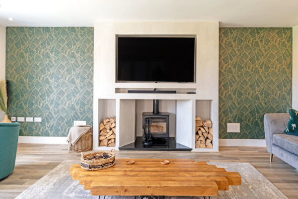 Lake Drive, Weldon, Corby, Northamptonshire, NN17 3FE