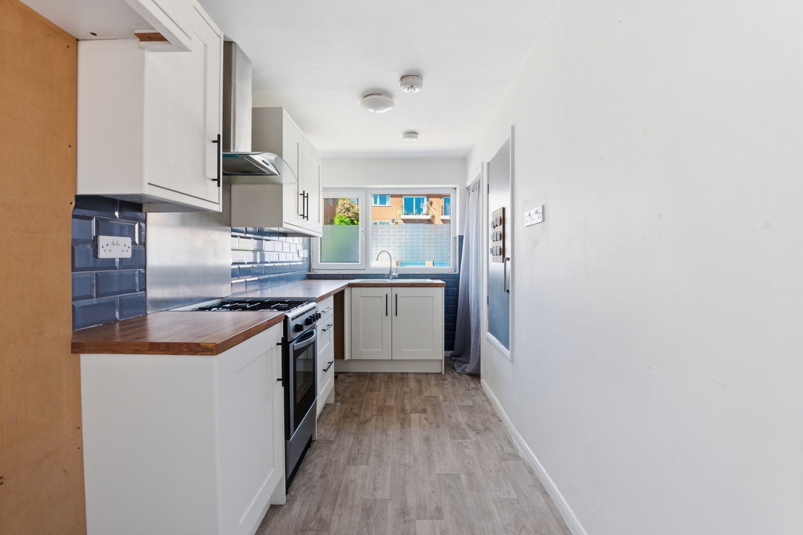 Mays Avenue, Carlton, Nottingham, Nottinghamshire, NG4 1AS