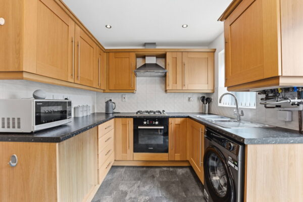 Shaw Gardens, Gedling, Nottingham, Nottinghamshire, NG4 2NY