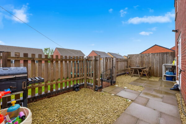 Horwood Drive, Gedling, Nottinghamshire, NG4 4NF