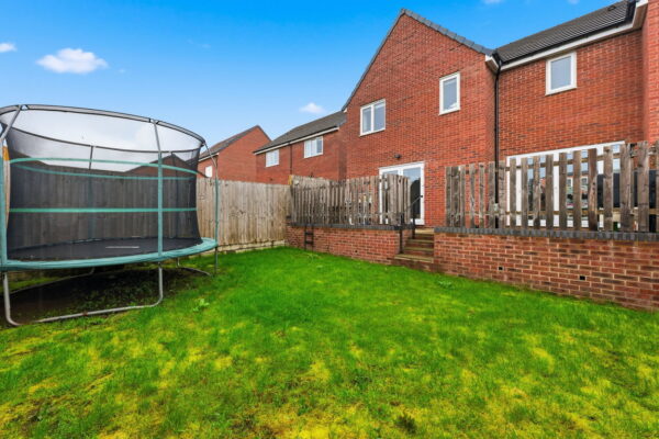 Horwood Drive, Gedling, Nottinghamshire, NG4 4NF