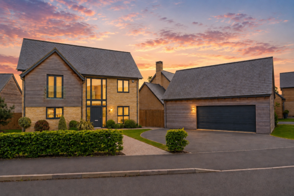 Lake Drive, Weldon, Corby, Northamptonshire, NN17 3FE