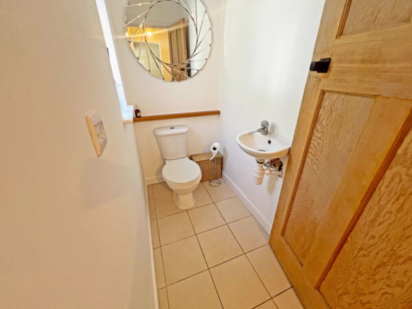 Gwendoline Drive, Countesthorpe, Leicester, Leicestershire, LE8 5SJ