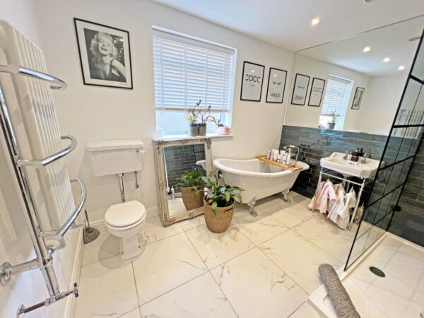 Magnolia Close, Leicester, Leicestershire, LE2 8PS