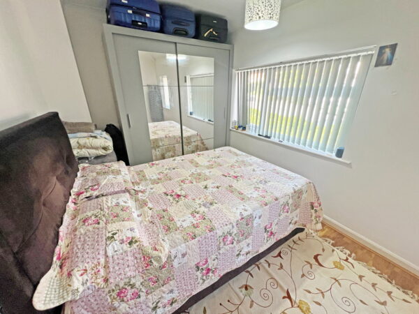 Halifax Drive, Leicester, Leicestershire, LE4 2GT