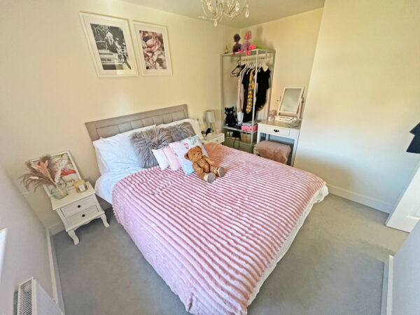 Hugglescote, Coalville, Leicestershire, LE67 2EZ