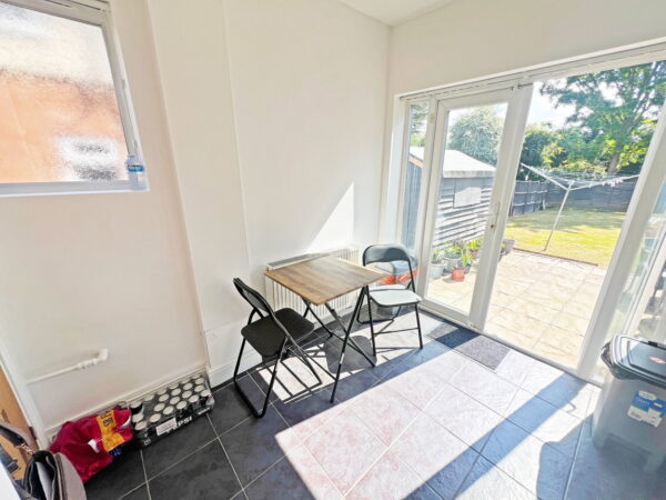 Halifax Drive, Leicester, Leicestershire, LE4 2GT