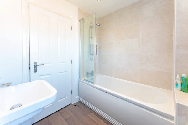Straw Lane, Houghton Conquest, Bedford, Bedfordshire, MK45 3NZ