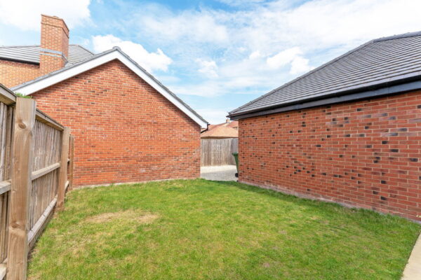 Straw Lane, Houghton Conquest, Bedford, Bedfordshire, MK45 3NZ