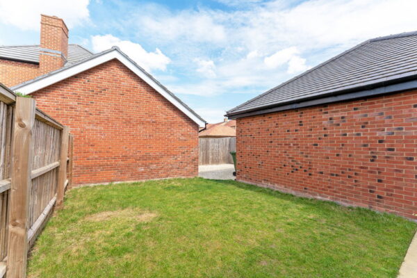 Straw Lane, Houghton Conquest, Bedford, Bedfordshire, MK45 3NZ