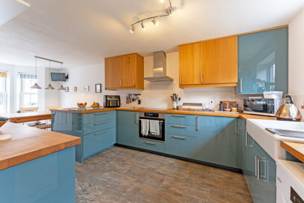 Burr Close, Kempston, Bedford, MK42 7FF