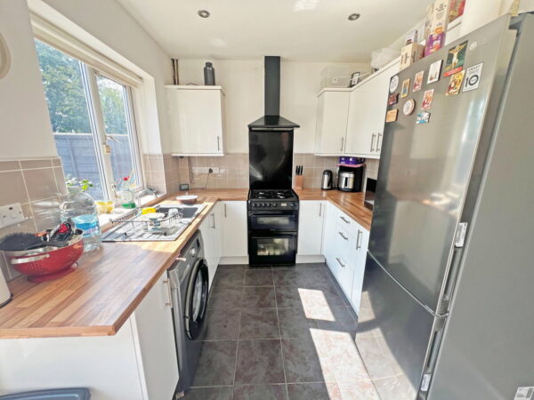 Halifax Drive, Leicester, Leicestershire, LE4 2GT