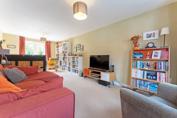 Burr Close, Kempston, Bedford, MK42 7FF