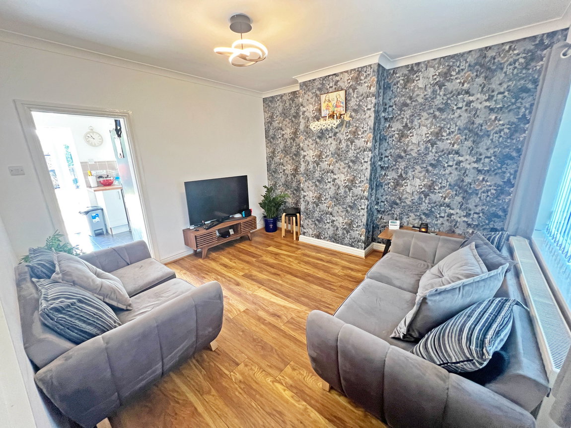 Halifax Drive, Leicester, Leicestershire, LE4 2GT