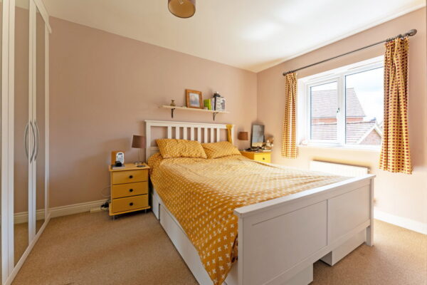 Burr Close, Kempston, Bedford, MK42 7FF
