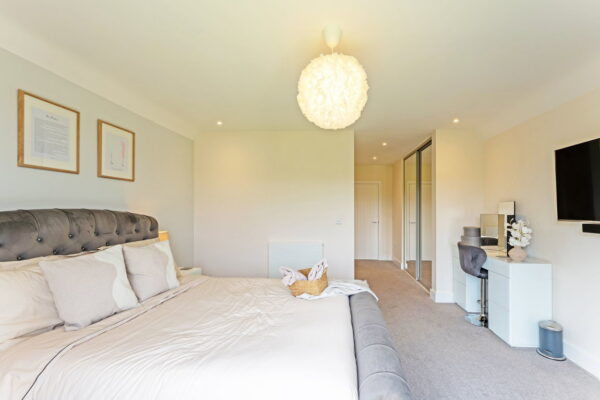 Lake Drive, Weldon, Corby, Northamptonshire, NN17 3FE
