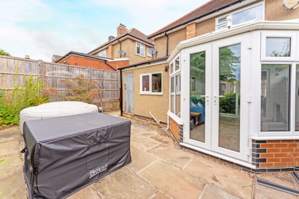 Hood Walk, Kettering, Northamptonshire, NN15 6PZ