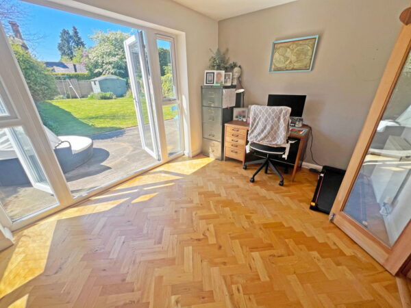 Gwendoline Drive, Countesthorpe, Leicester, Leicestershire, LE8 5SJ