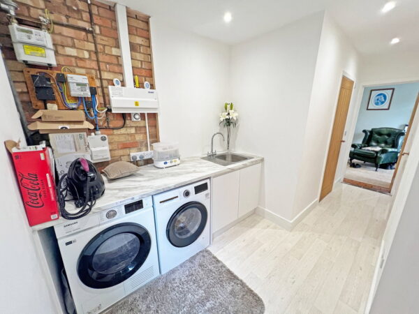 Magnolia Close, Leicester, Leicestershire, LE2 8PS