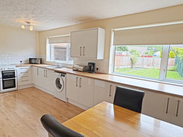 Albany Close, Skegness, Lincolnshire, PE25 2ND