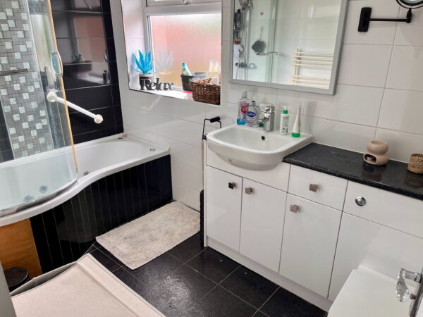 Fosse Way, Syston, Leicester, LE7 1NE