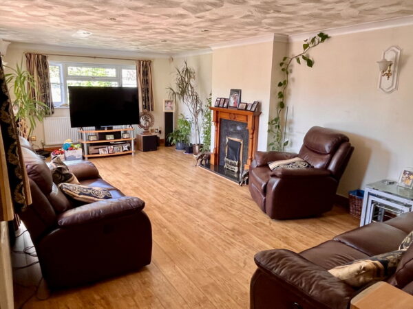 Ferndale Road, Thurmaston, Leicester, LE4 8JE