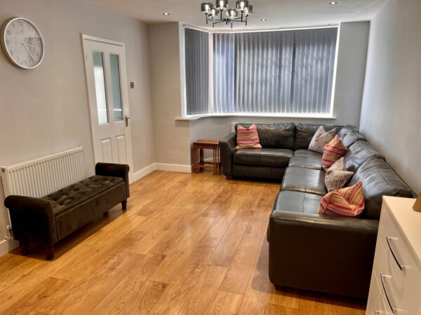 Moorgate Avenue, Birstall, Leicester, LE4 3HJ