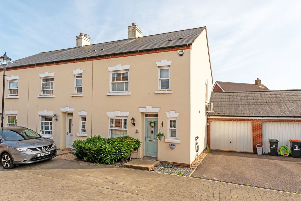 Midsummer Grove, Great Denham, Bedford, Bedfordshire, MK40 4SE