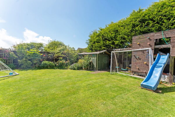 Albert Street, Fleckney, Leicestershire, LE8 8BA