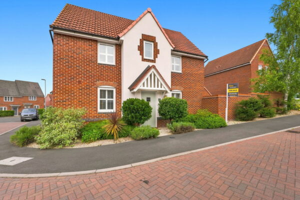 Rowan Close, Hollygate Park, Cotgrave, Nottingham, NG12 3SW
