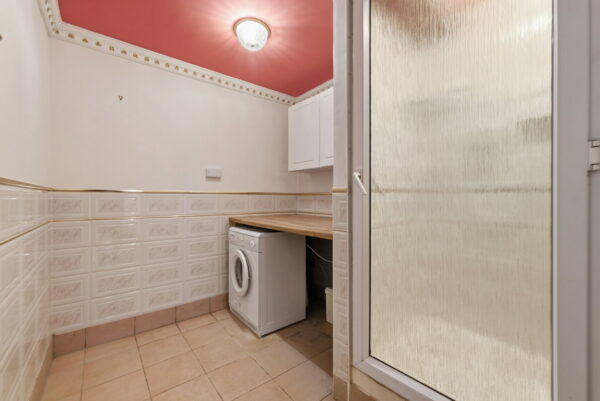 Linby Lane, Papplewick, Nottingham, Nottinghamshire, NG15 8FB