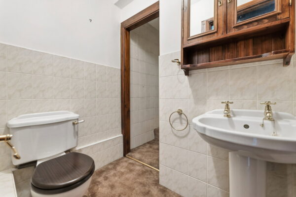 Linby Lane, Papplewick, Nottingham, Nottinghamshire, NG15 8FB