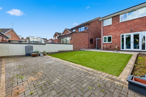 Pingle Crescent, Nottingham, Nottinghamshire, NG5 9HZ