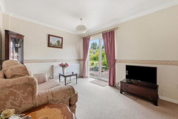 Moorsholm Drive, Nottingham, Nottinghamshire, NG8 2EE