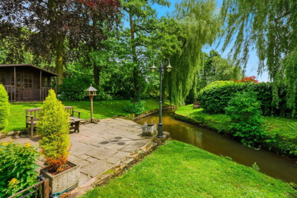 Linby Lane, Papplewick, Nottingham, Nottinghamshire, NG15 8FB