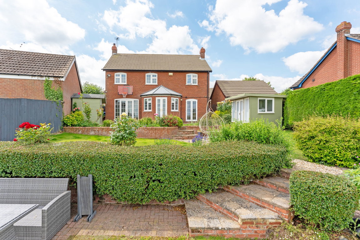 Weinahr Close, Wilbarston, Market Harborough, Leicestershire, LE16 8QX