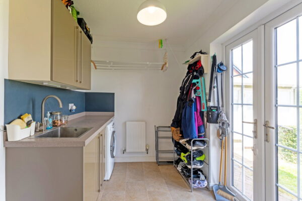 Weinahr Close, Wilbarston, Market Harborough, Leicestershire, LE16 8QX
