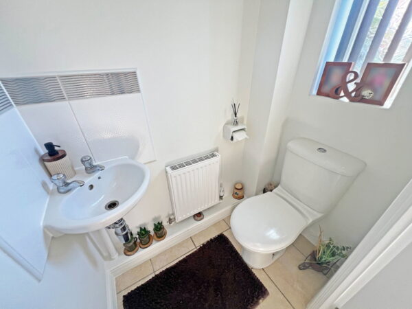The Leascroft, Ravenstone, Coalville, Leicestershire, LE67 2BL