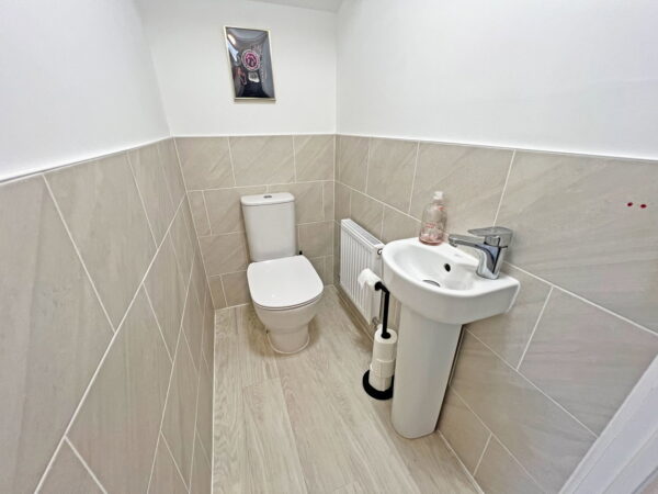 Isla Drive, Lubbesthorpe, Leicester, Leicestershire, LE19 4BN