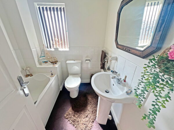 The Leascroft, Ravenstone, Coalville, Leicestershire, LE67 2BL